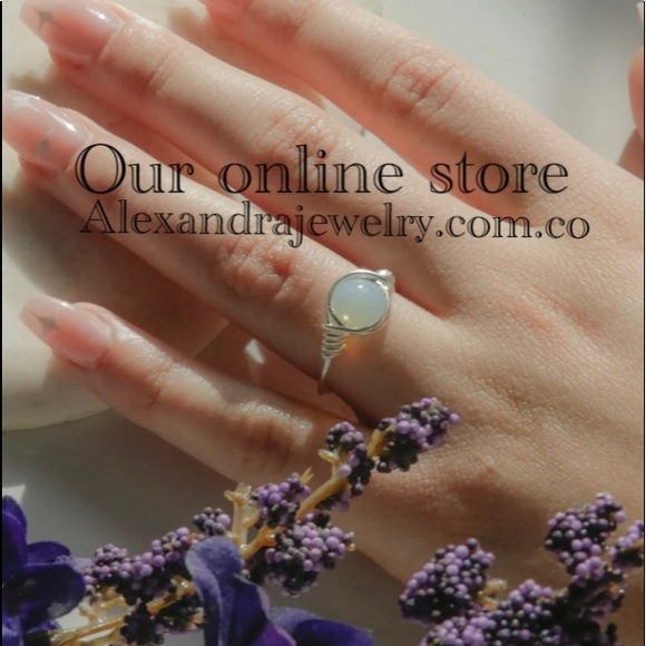 Bundle and save 🎉🥰. - Picture 2 of 3